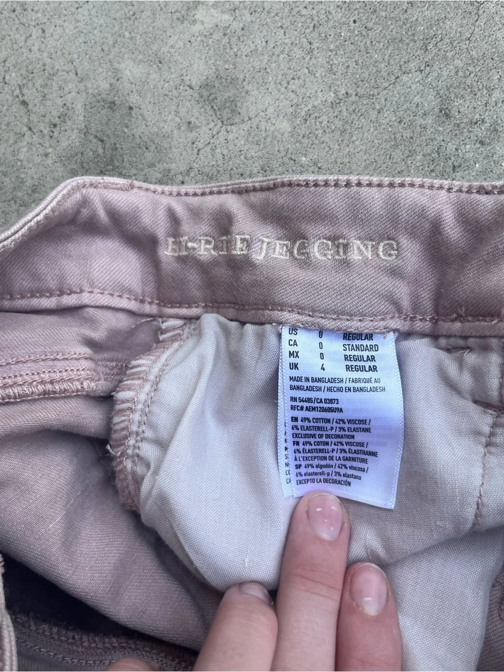 American Eagle Outfitters Pale Mauve Super Stretch Jeans Size 0